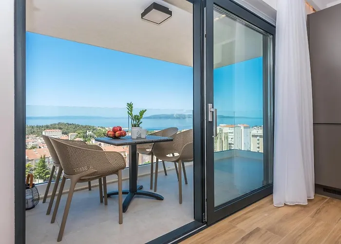 Luxury Adria Sea & City View Apartment